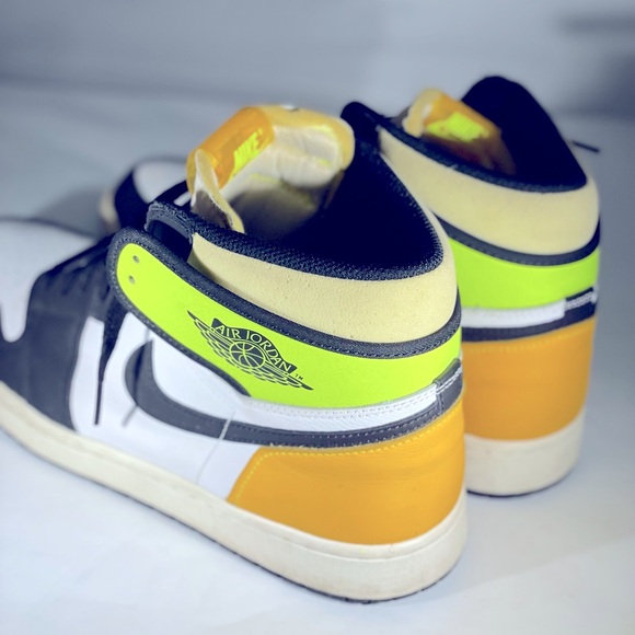 Nike‎ Air Jordan 1 Retro High OG Volt - Picture 5 of 8